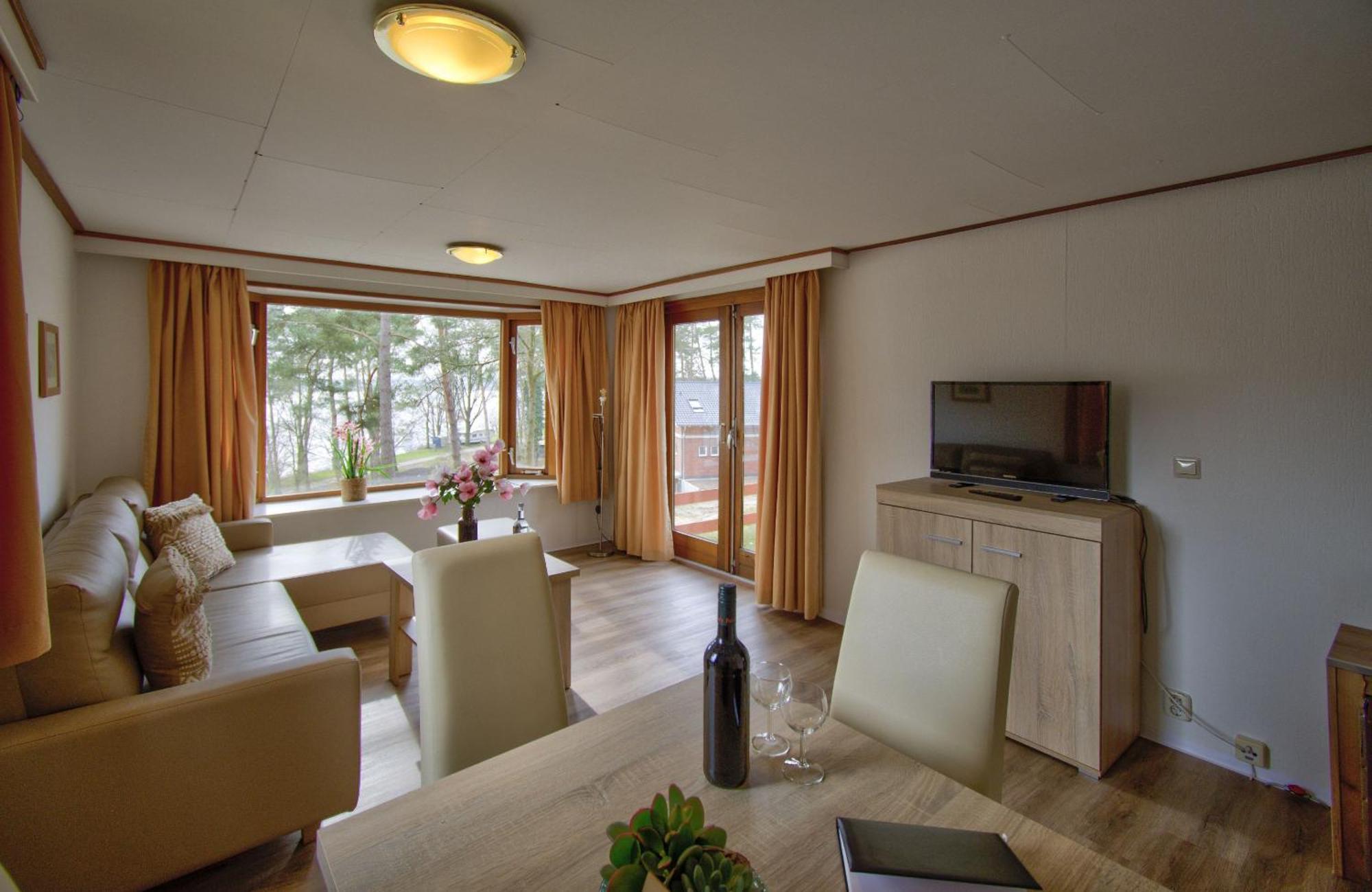 Camping-Und Ferienpark Havelberge Gross Quassow Exterior photo